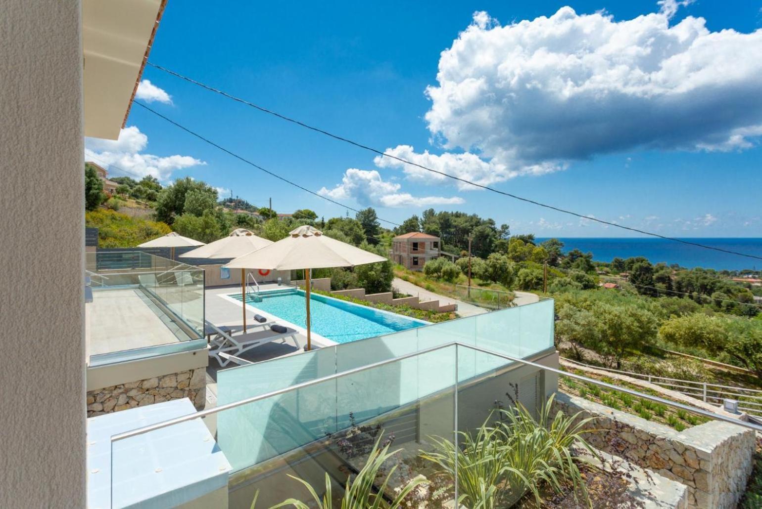 Villa Lassi Illios 阿尔戈斯托利翁 外观 照片