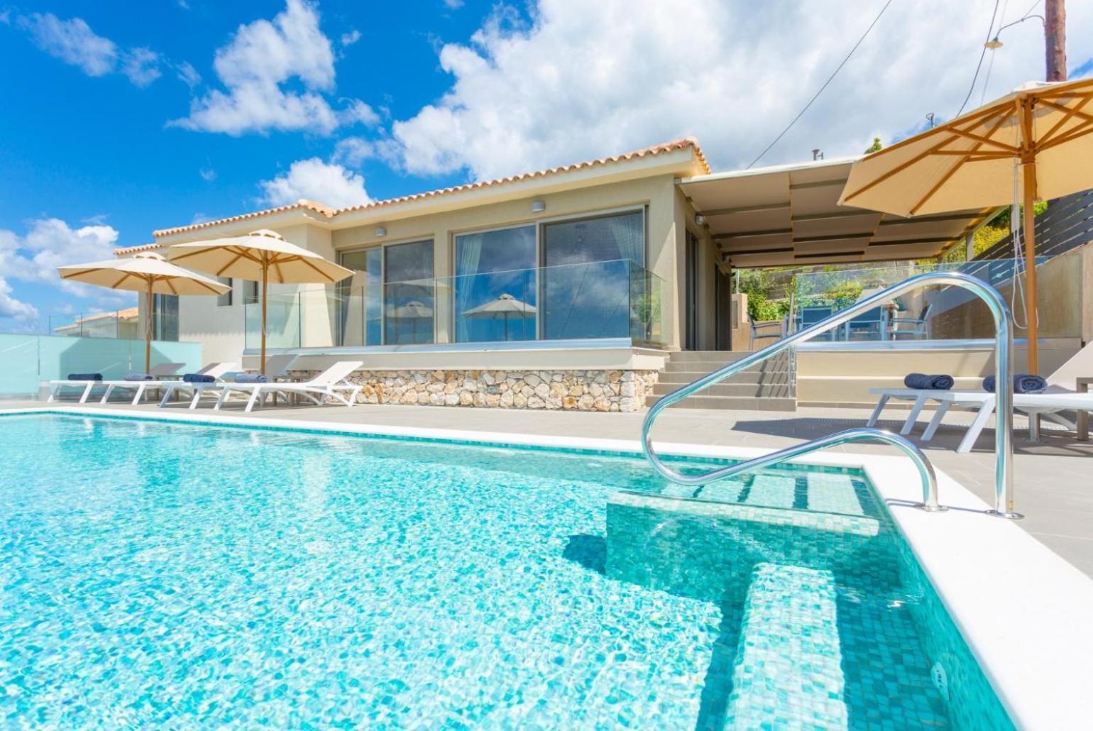 Villa Lassi Illios 阿尔戈斯托利翁 外观 照片